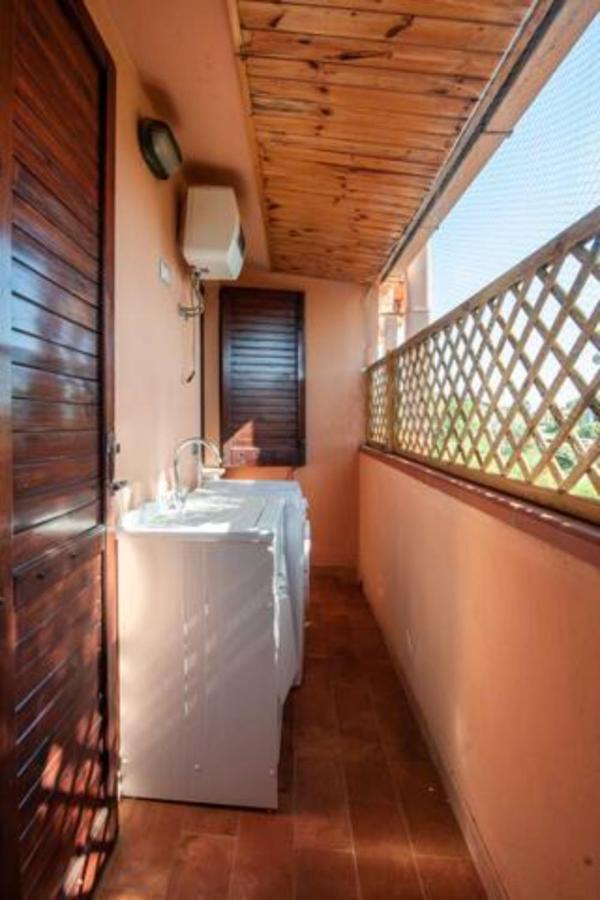 Casa A Schiera Con Giardino A Pochi Passi Dal Mare Apartment Capitana Exterior photo
